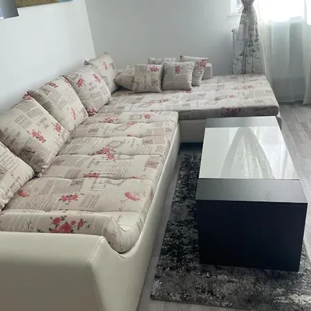 Deluxe Năvodari